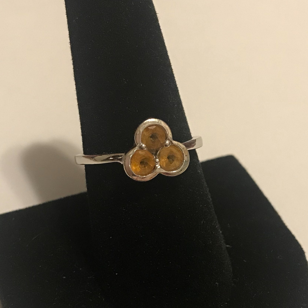 TRI-STONE AMBER COLORED RING SIZE 9